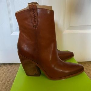 Sam Edelman Agnes Western Boot (size 7.5)
